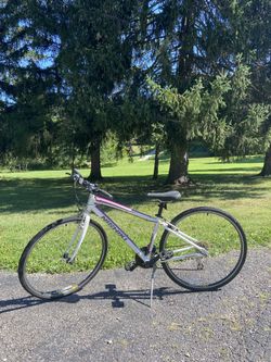Nishiki manitoba hotsell women's hybrid bike