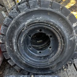 Forklift Solid Tires