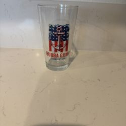 Collectors Patriotic Beer Pint Glass- Bubba Gump Co.