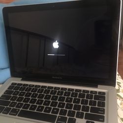 Mac Book Pro 2  With MicroS Word And Excel