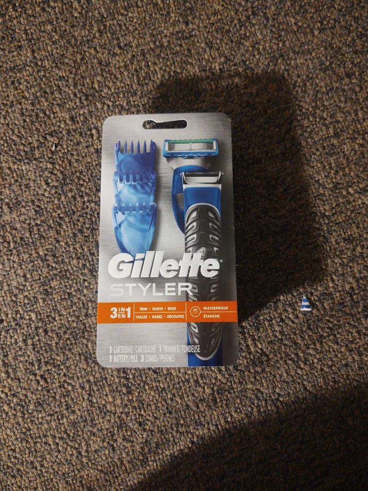 Gillette Electric Shaver 