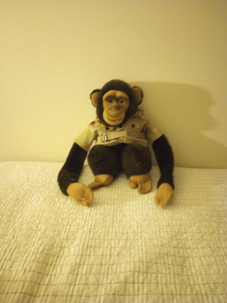 1992 Hosung Monkey Puppet