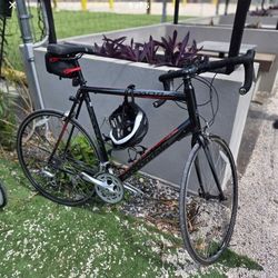 Cannondale Road Bike