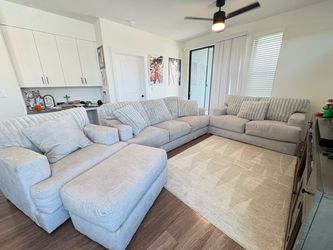 Light Gray Couch Set