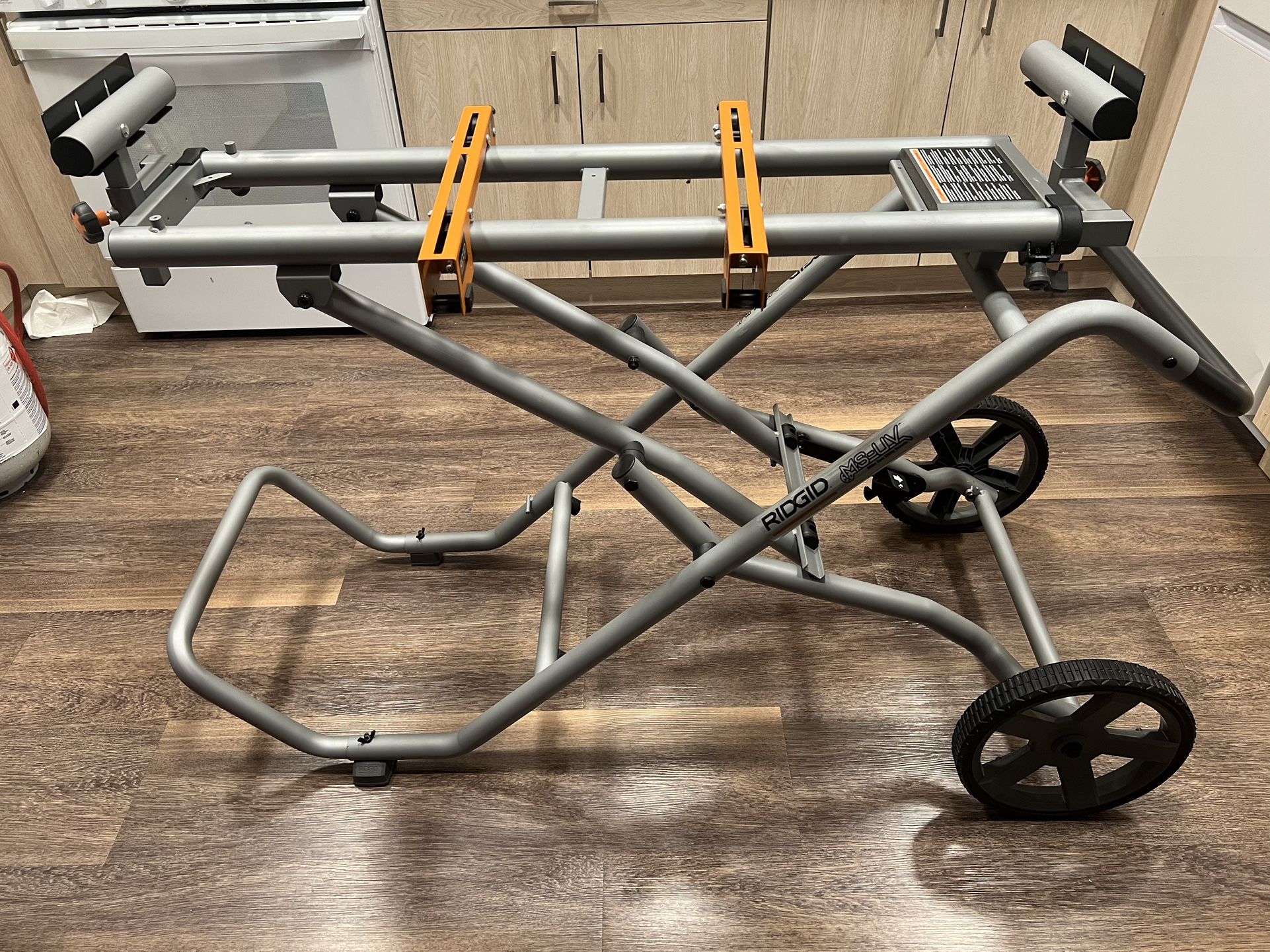 RIDGID Mobile Miter Saw Stand