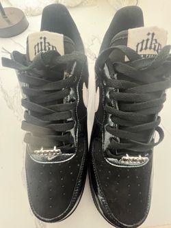 Nike Air Force 1 '07 LV8 size (8.5)