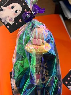Halloween Beaded Pen Gift Bag with “Be My Boo” Ghost Card