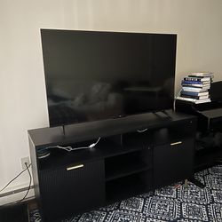 BEAUTIFUL 48” TCL TV and Stand
