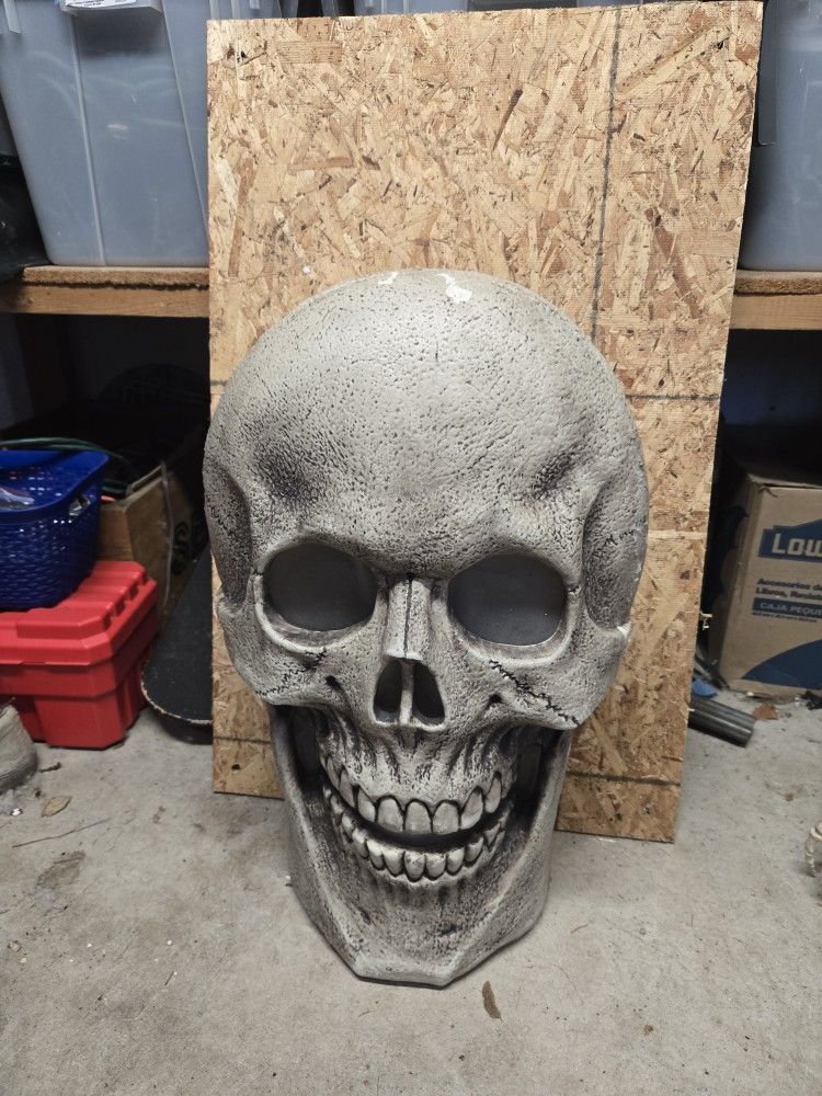 Large Halloween Skull