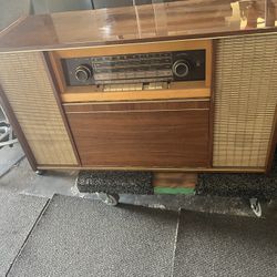 Vintage Stereo