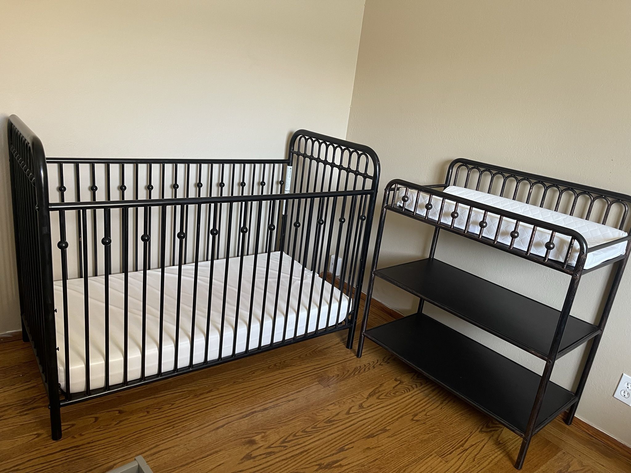 Bronze/brown Crib And Changing Table Set
