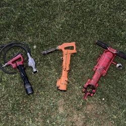 LIKE NEW PNUEMATIC TOOLS.