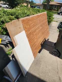 4 × 8 Sheets of Wood Panels FREE