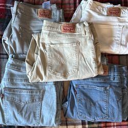 Women’s Levi’s Jeans 