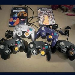 GameCube Games And Controllers 