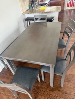 Dining Table MUST GO ASAP