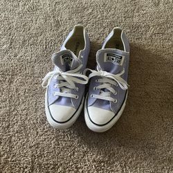 Converse Purple Tennis Shoes