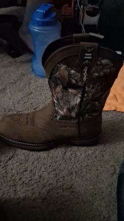 Cody James work boots