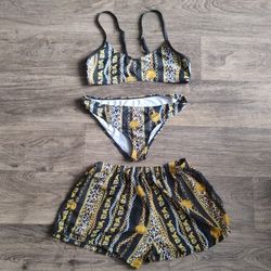 Three Piece Swimsuit Bikini With Shorts