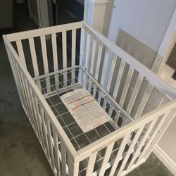 Delta Mini Crib