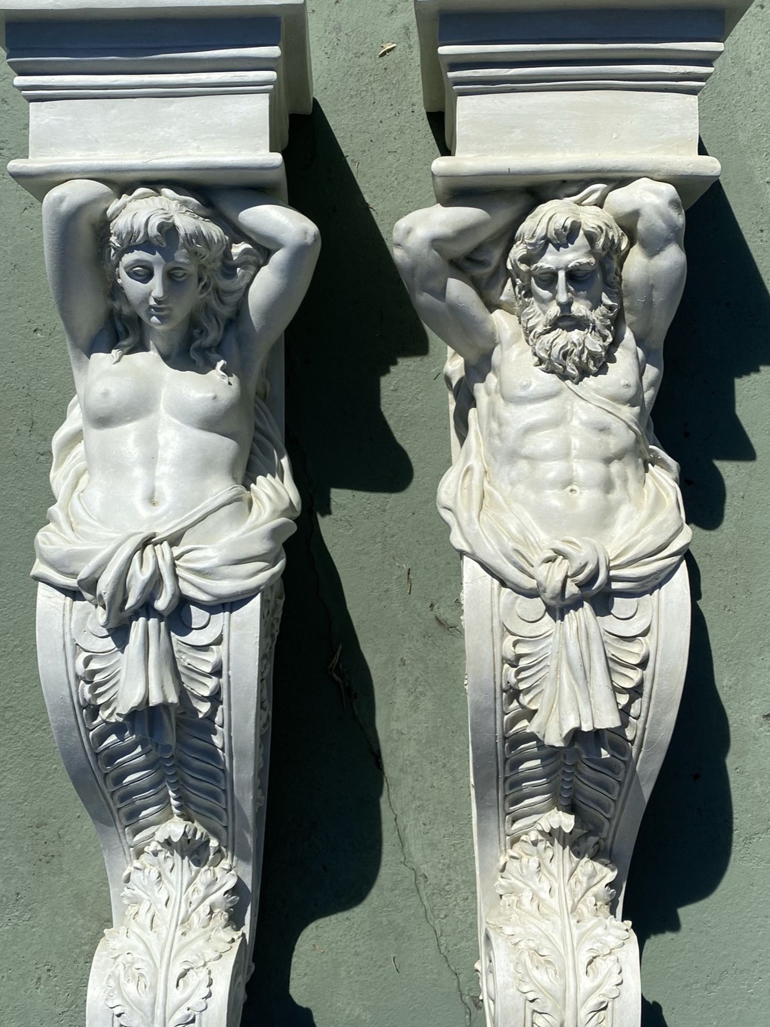 TOSCANO Handcrafted European Style Caryatid/Telamon Wall Sculpture/Shelf (Height: 28”)