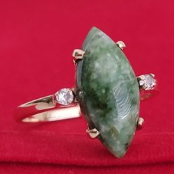 ❤️10k Size 5.25 Solid Yellow Gold Natural Jade and White Topaz Set, Ring, and Earrings!👌🎁Post Tags: 10k 14k