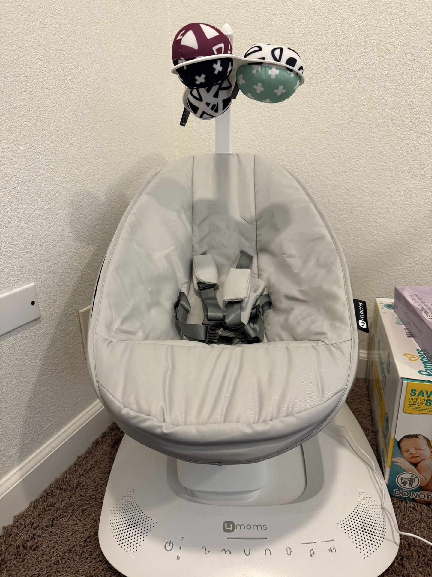 4Moms Mamaroo Baby Swing