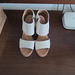 TOMS Zip Back Sandals