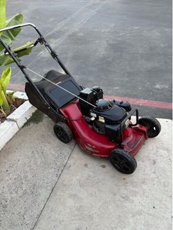 Toro heavy duty commercial lawnmower