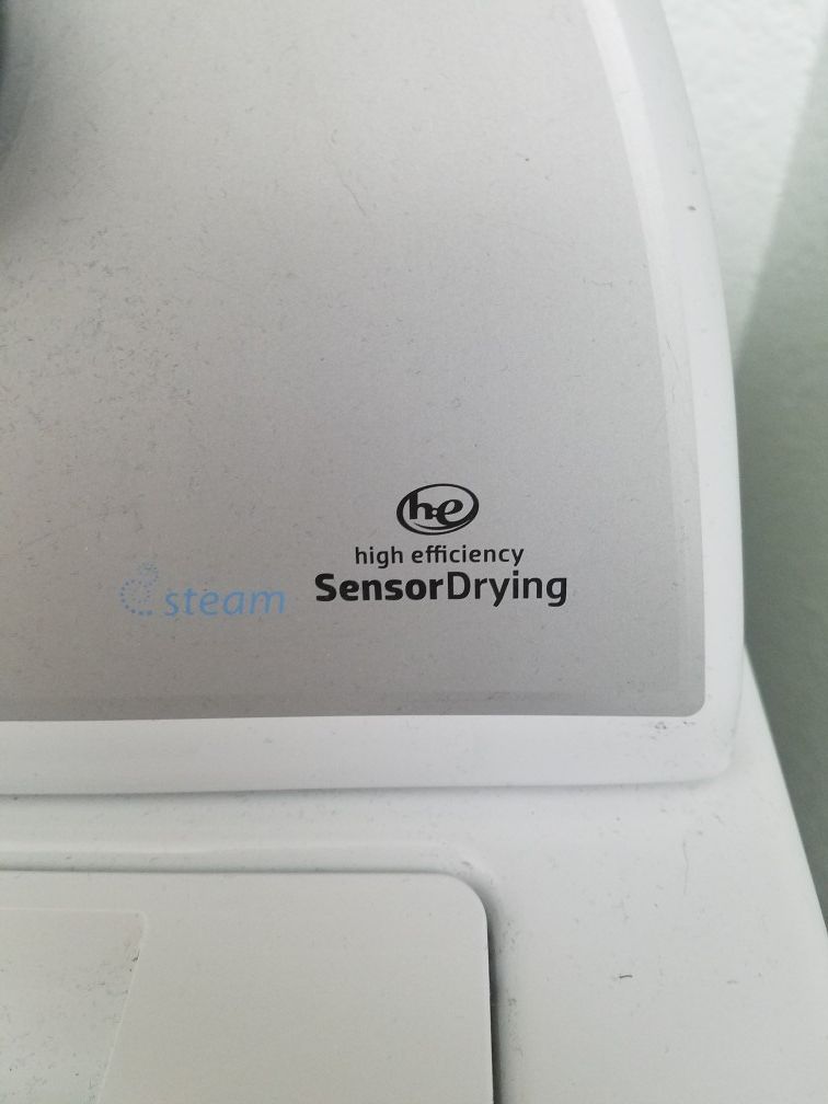 Whirlpool washer and dryer set