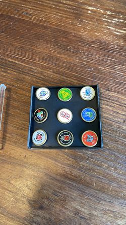 Golf ball markers