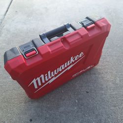 Milwaukee Case