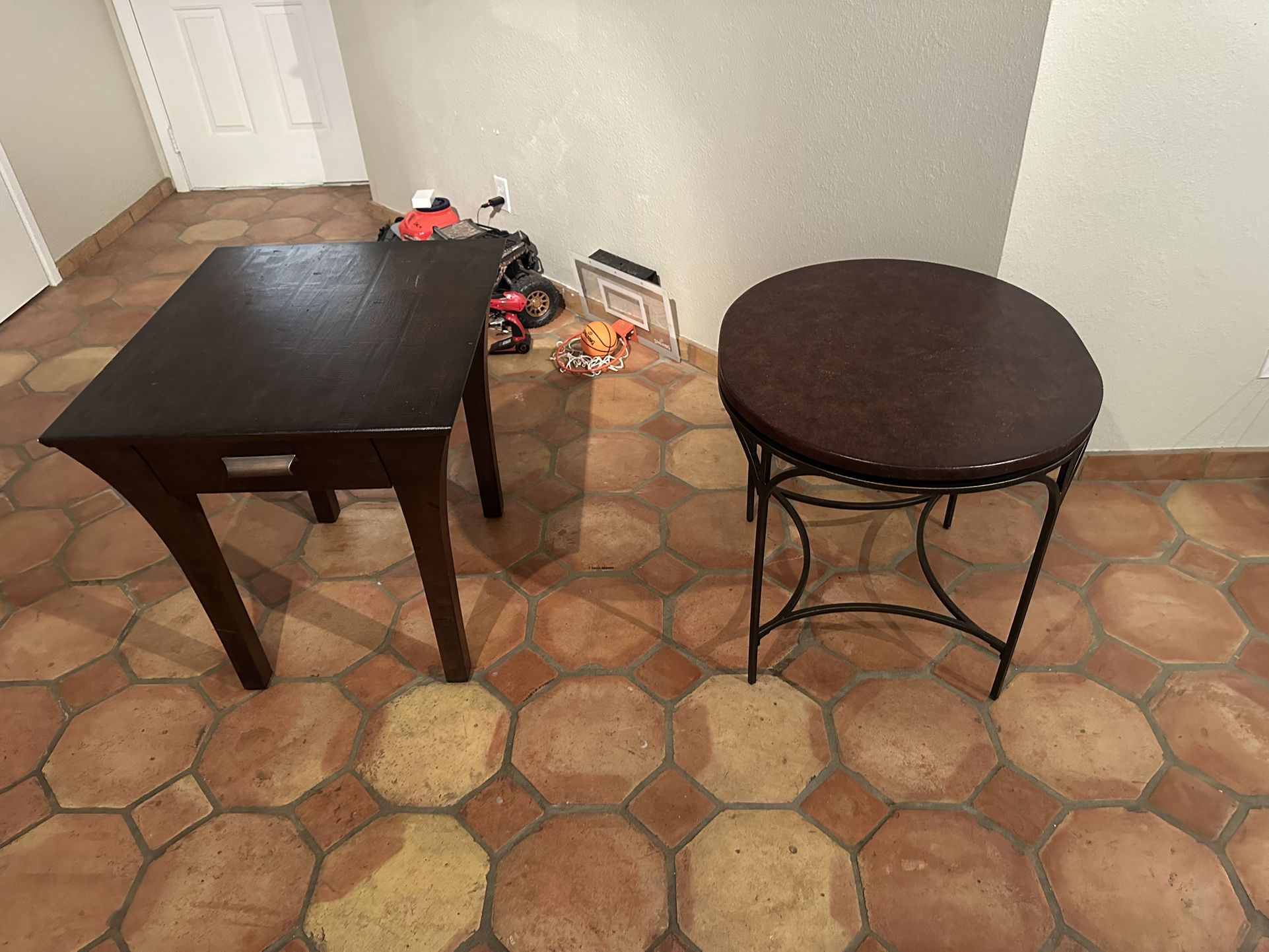 End tables, Coffee Tables