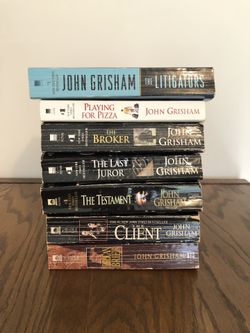 John Grisham Paperback Lot 7 Books - Pelican Brief Client Broker Last Juror Testament Litigators Playing for Pizza