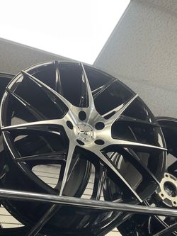 20" 5x114.3 wheels for Acura TL & Honda Civic Vehicle Fitment: Stop driving around on tiny factory rims that look entirely lost inside your wheel wel