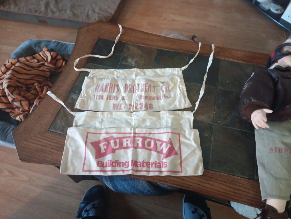 2 Tool Belts