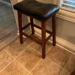 Set 2 Matching Counter Height Barstools / Bar Stools - Wood Legs With Cushioned Top