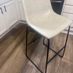 Bar Stools (4)