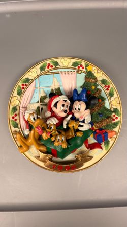 1996 Disney Enesco Mickey & Minnie Mouse Christmas Collector Plate