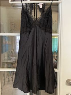 Medium - New Victoria Secret Lingerie 