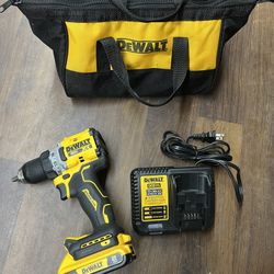 Dewalt Atomic Compact Drill Driver Kit 
