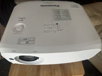 Panasonic PT-VZ580 WUXGA Projector