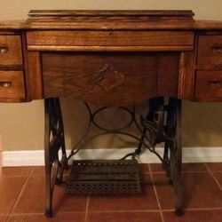 New Avon b sewing machine