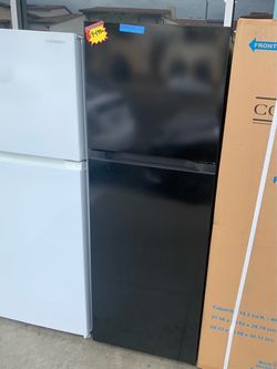 Black Top-Freezer Refrigerator- Great For Compact Units!