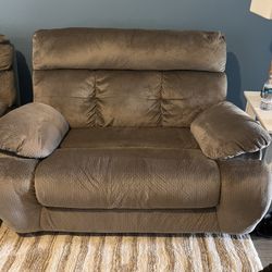 Powered Reclining Couch and 2 Chairs