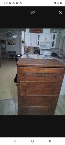 Dresser