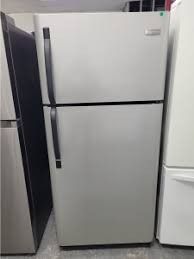 *** TOP FREEZER REFRIGERATOR - Stainless