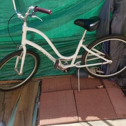 Townie Lightweight Aluminum Bike