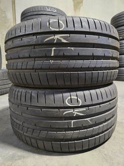 245 35 18 Dunlop tires