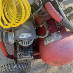 Air Compressor 